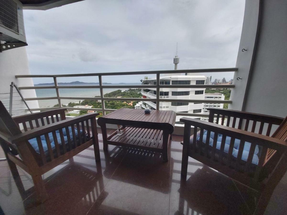 Condominum In Jomtien Beach With Sea View, Balcony And Free Wifi Паттайя Экстерьер фото