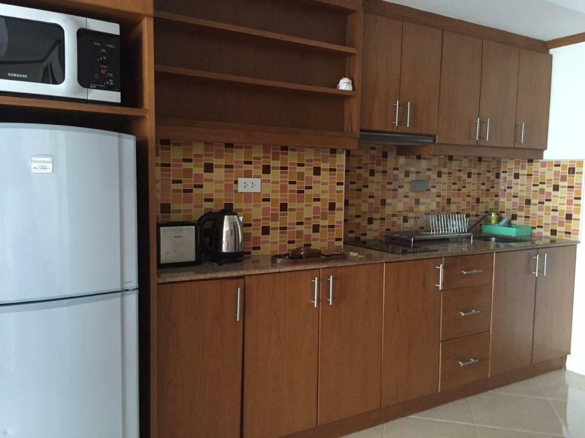 Condominum In Jomtien Beach With Sea View, Balcony And Free Wifi Паттайя Экстерьер фото