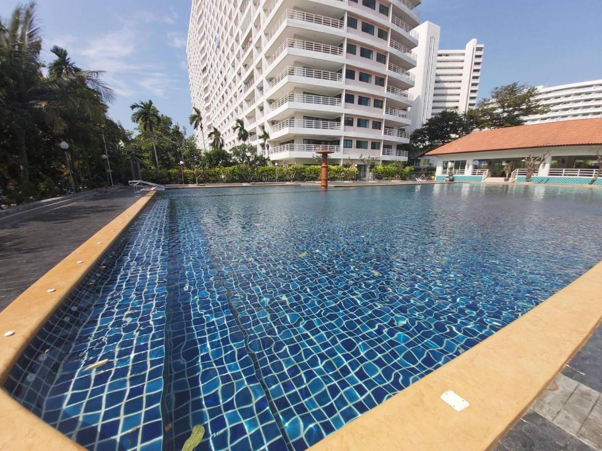 Condominum In Jomtien Beach With Sea View, Balcony And Free Wifi Паттайя Экстерьер фото