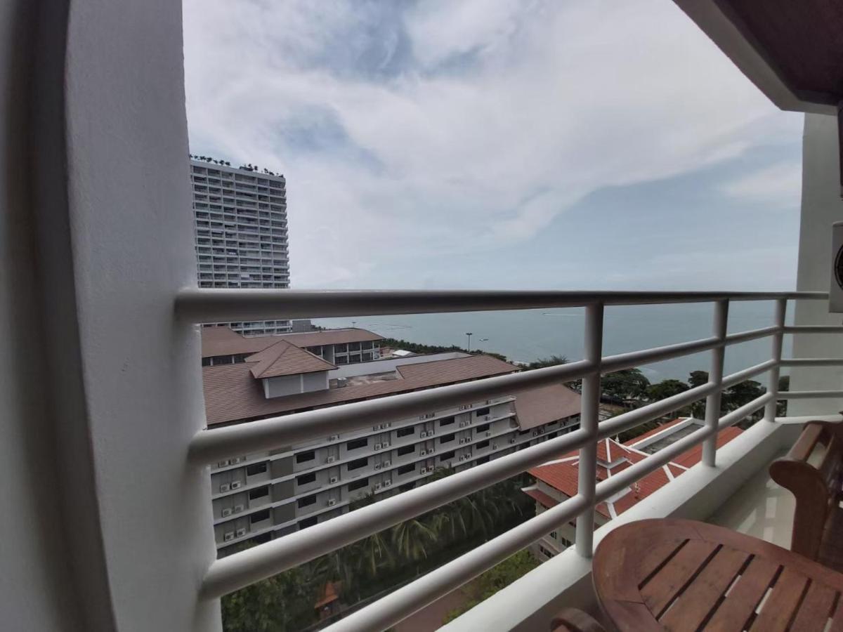 Condominum In Jomtien Beach With Sea View, Balcony And Free Wifi Паттайя Экстерьер фото