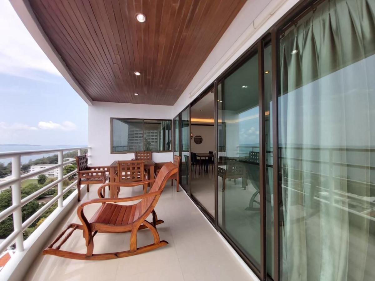 Condominum In Jomtien Beach With Sea View, Balcony And Free Wifi Паттайя Экстерьер фото
