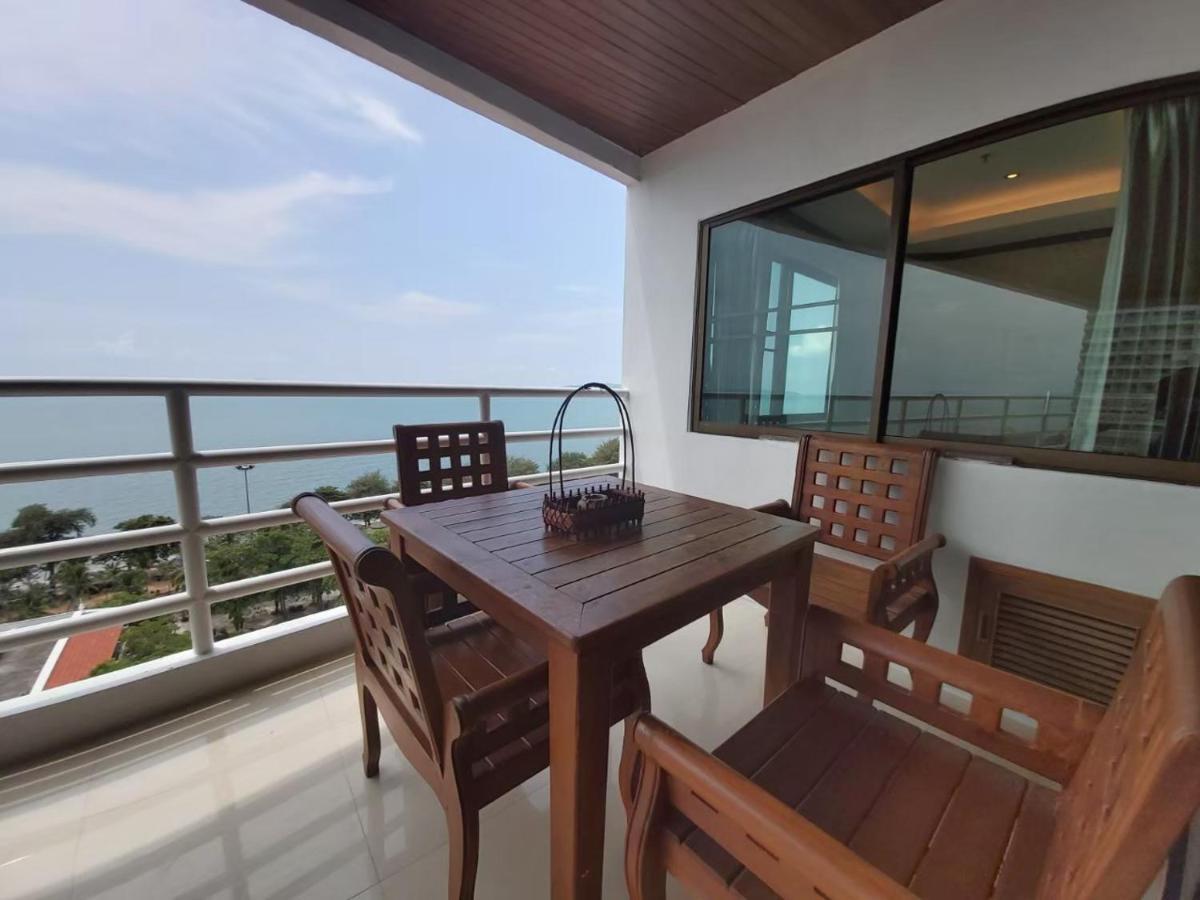 Condominum In Jomtien Beach With Sea View, Balcony And Free Wifi Паттайя Экстерьер фото