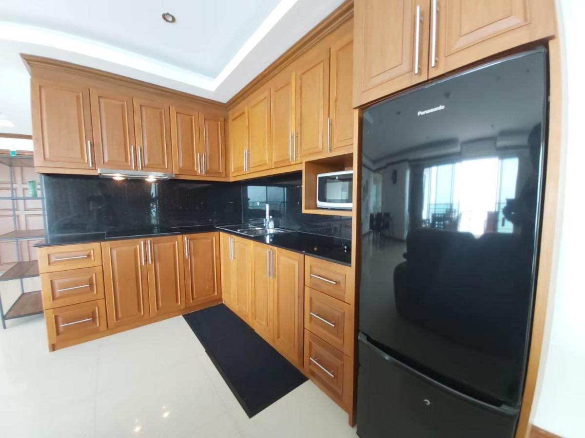 Condominum In Jomtien Beach With Sea View, Balcony And Free Wifi Паттайя Экстерьер фото